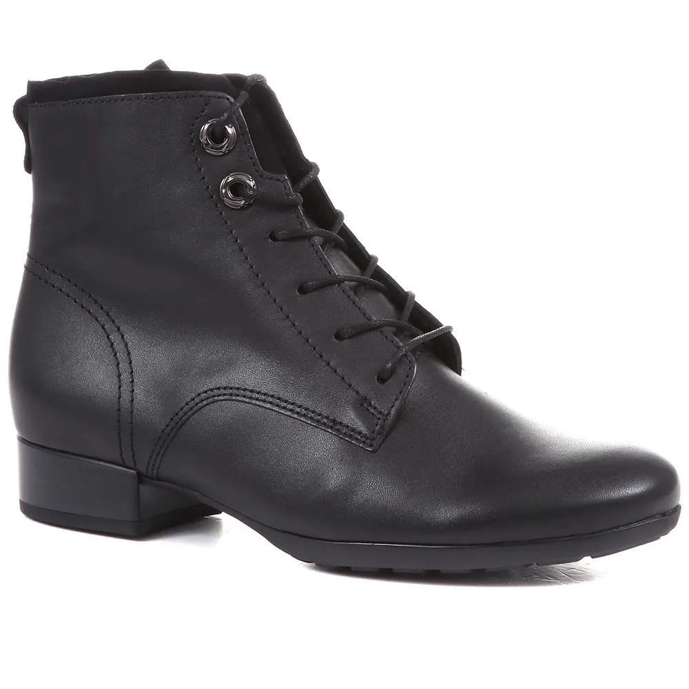 Block-Heeled Ankle Boots - GAB36532 / 322 830