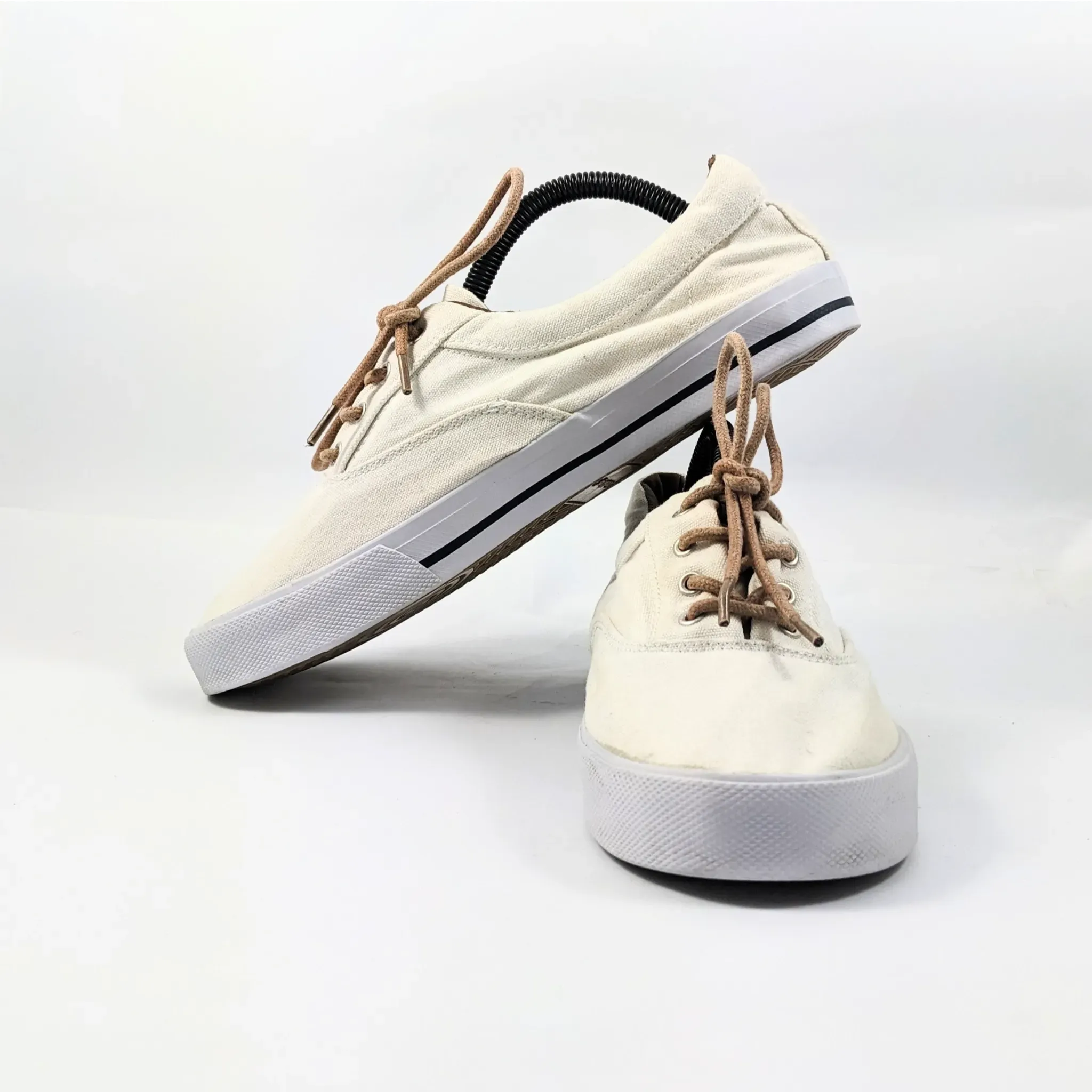 DooDogs White Sneakers
