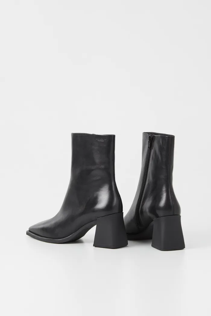 Hedda Boots