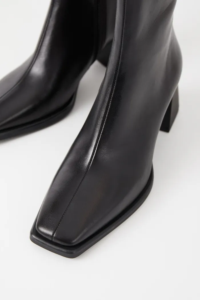 Hedda Boots
