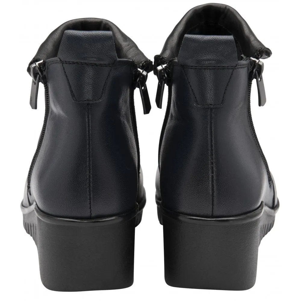 Lotus Ankle Boot in soft leather Cordelia NAVY