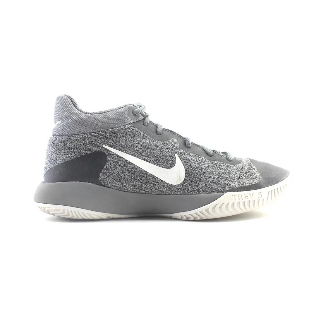 NIKE TREY 5