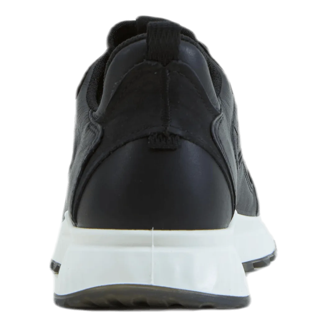ST.1 Laced Shoes Black
